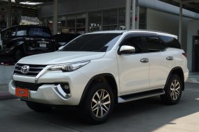 ขาย รถมือสอง 2018 Toyota Fortuner 2.4 V SUV 